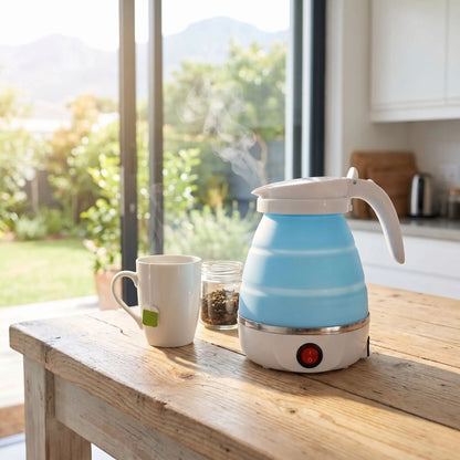 Mini bouilloire pliable de voyage bleue élégante présentation produit