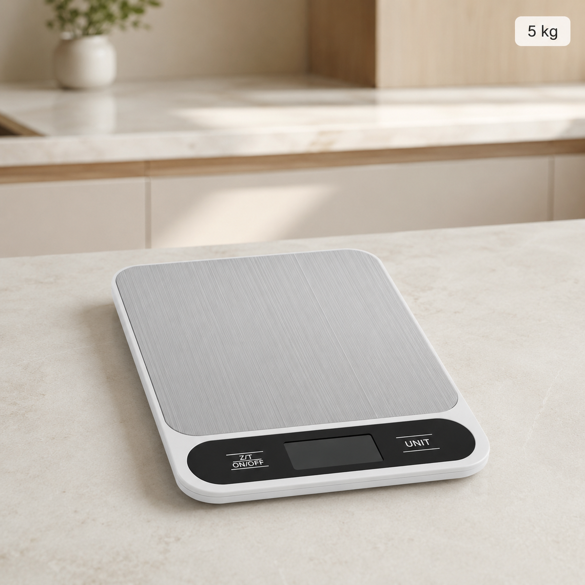 Balance Cuisine variante 5 kg sur comptoir moderne